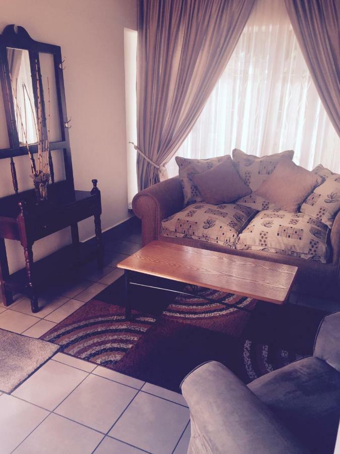 Welcome Guest House เฟเรนนิงิง ภายนอก รูปภาพ